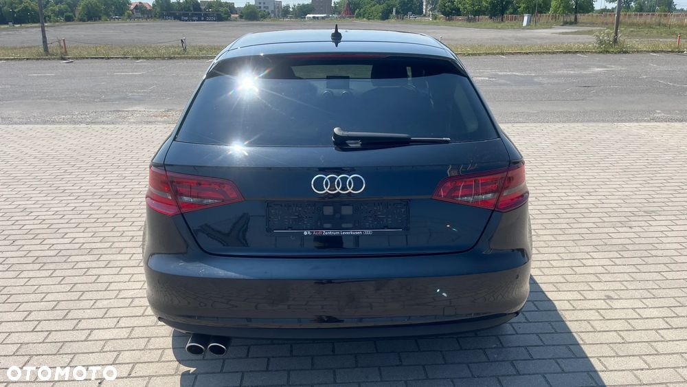 Audi A3 Sportback 1.4 TFSI Attraction - 3