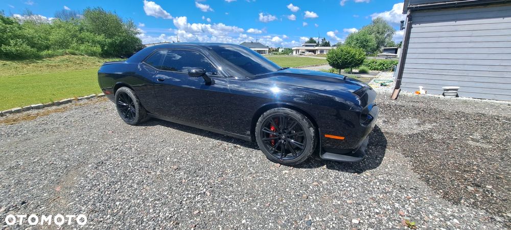 Dodge Challenger - 19