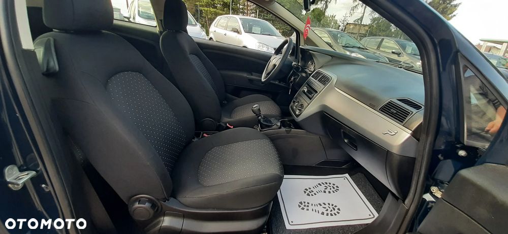 Fiat Grande Punto - 8