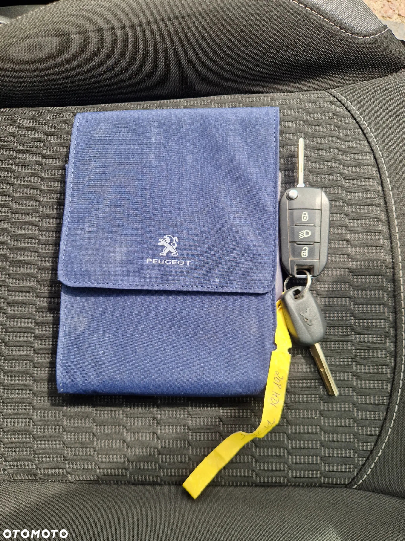 Peugeot 208 Blue-HDi 100 Stop&Start Active - 28
