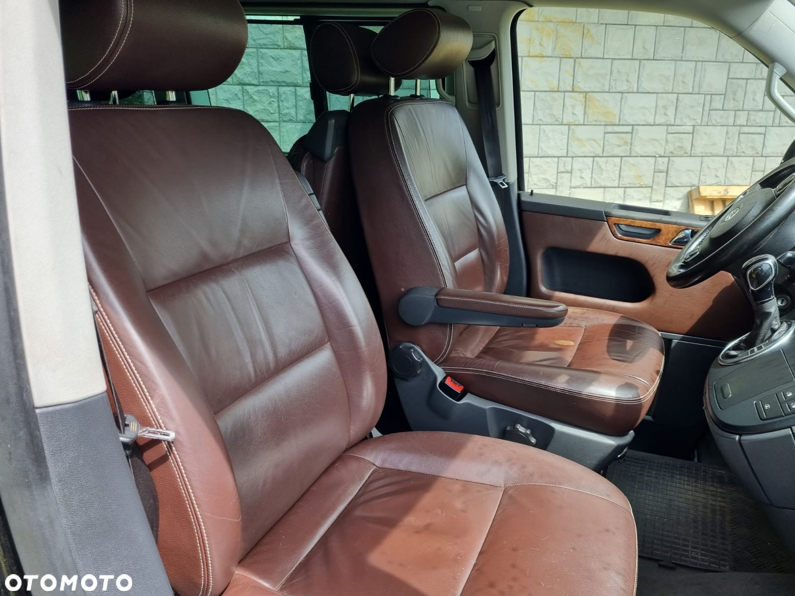 Volkswagen Multivan - 7