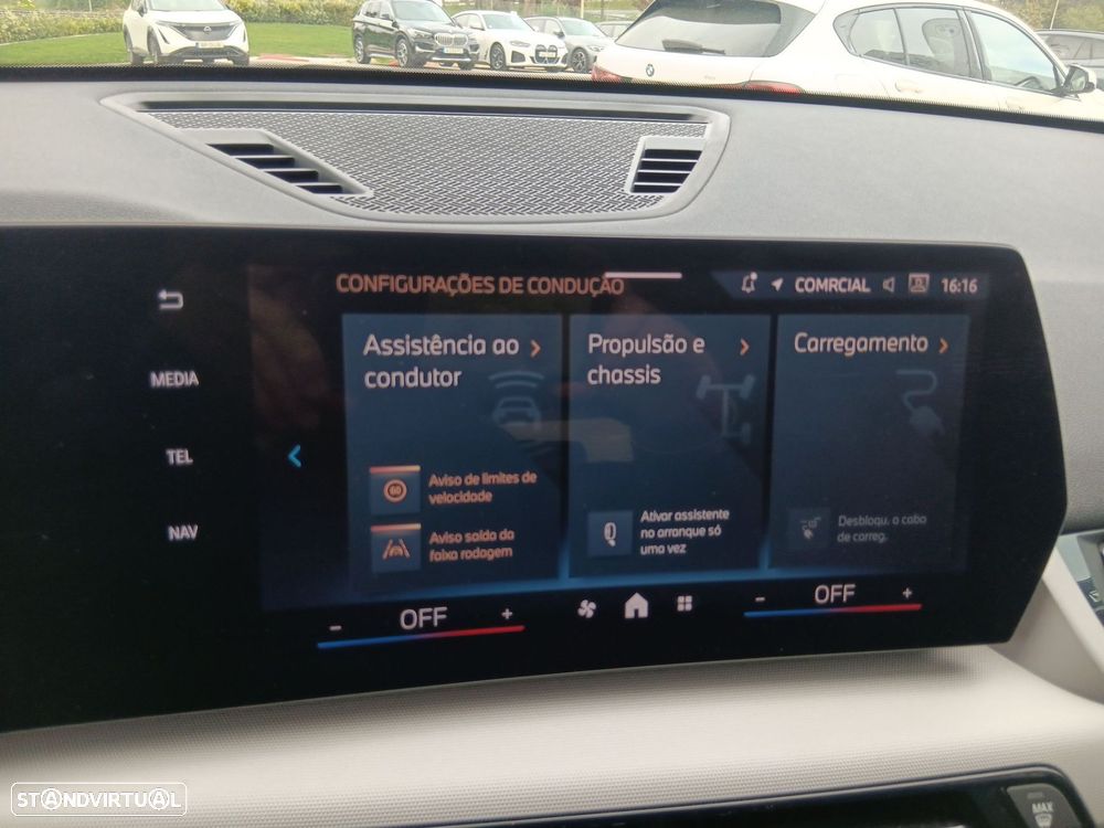 BMW iX1 eDrive20 - 22