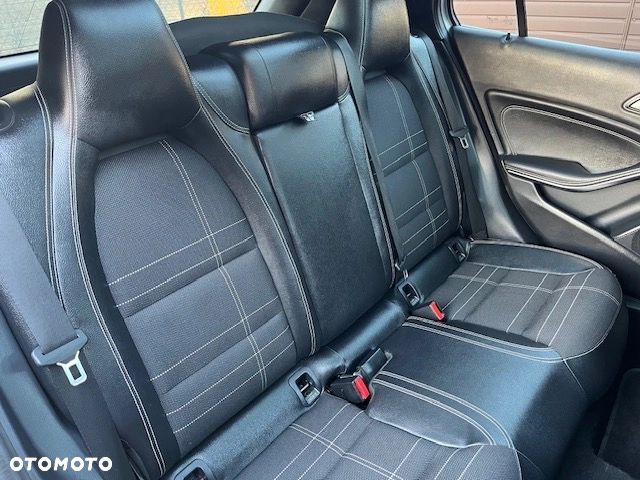 Mercedes-Benz GLA 220 CDI 4Matic 7G-DCT - 10