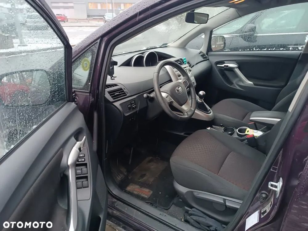 Toyota Verso 2.0 D-4D 2010 7os - 6