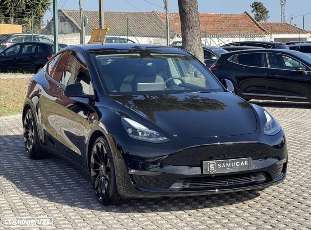 Tesla Model Y Performance Tração Integral - 14