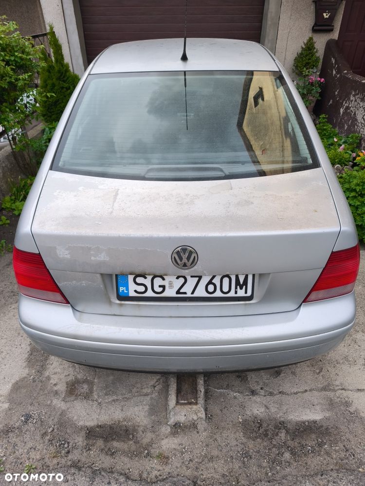 Volkswagen Bora - 2