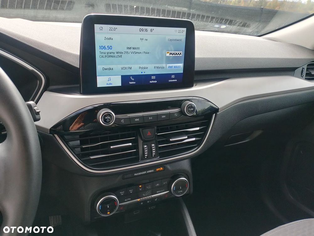 Ford Kuga - 12