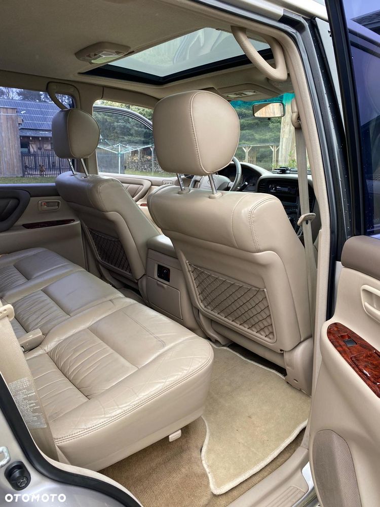 Toyota Land Cruiser 100 VX - 7
