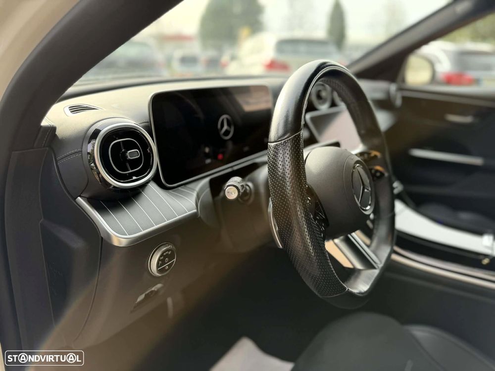 Mercedes-Benz C 300 e T 9G-TRONIC AMG Line - 22