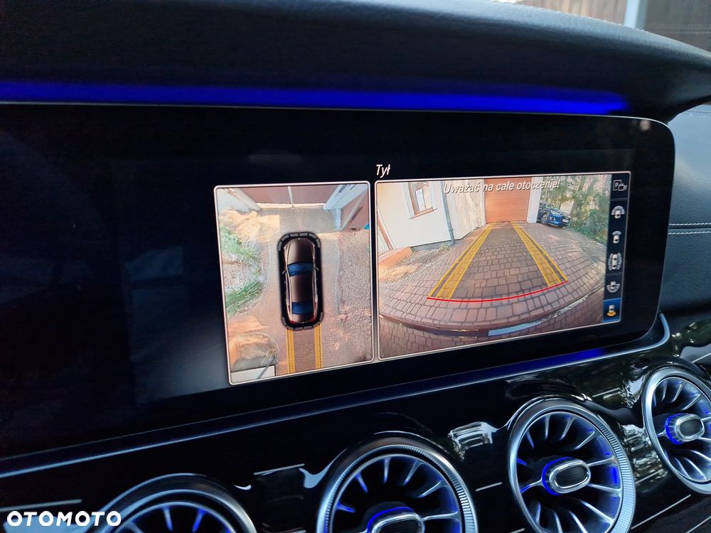 Mercedes-Benz CLS - 25