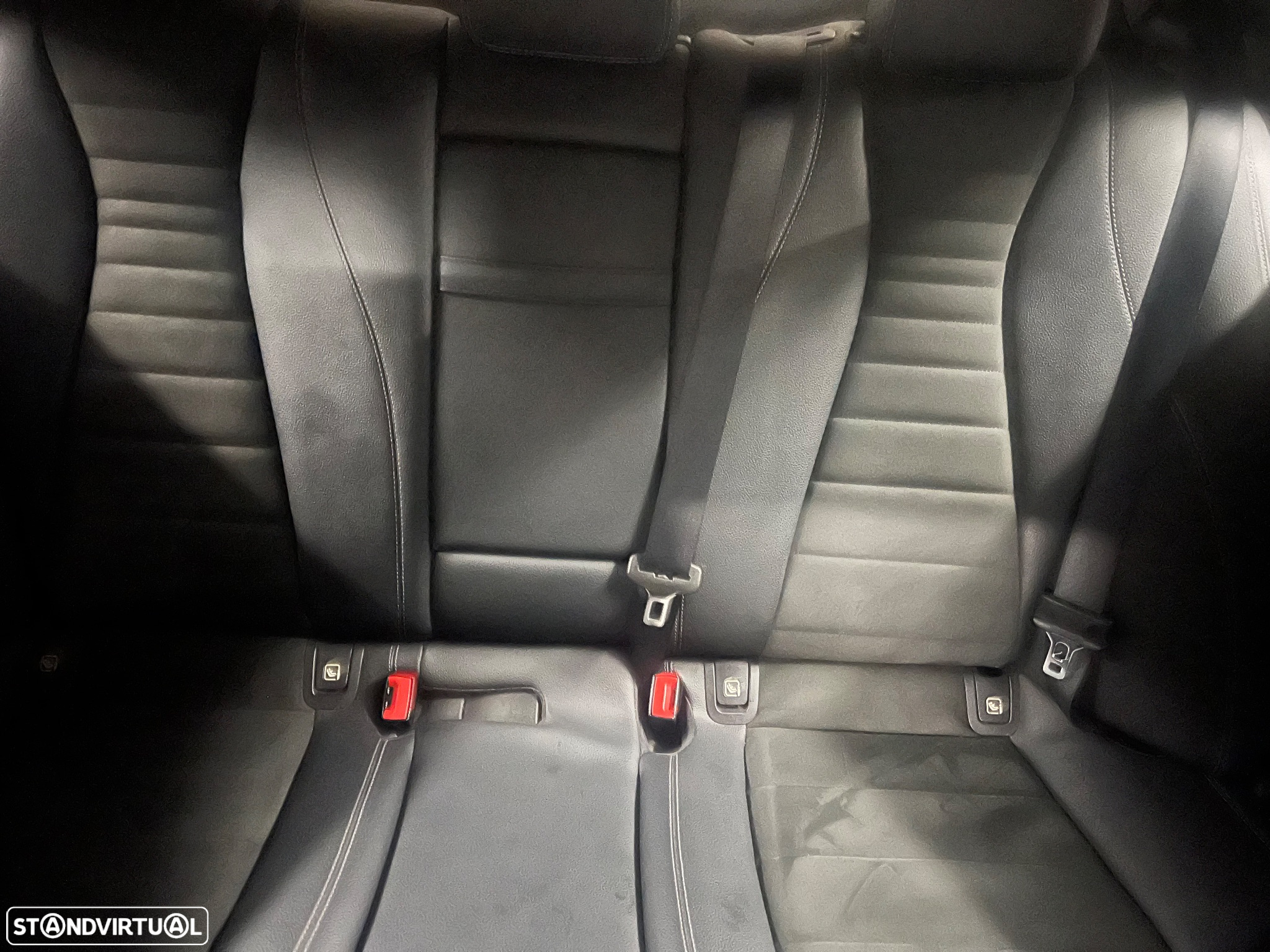 Mercedes-Benz E 350 e AMG - 9