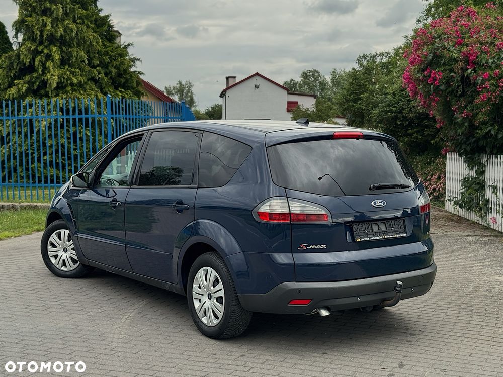 Ford S-Max - 8