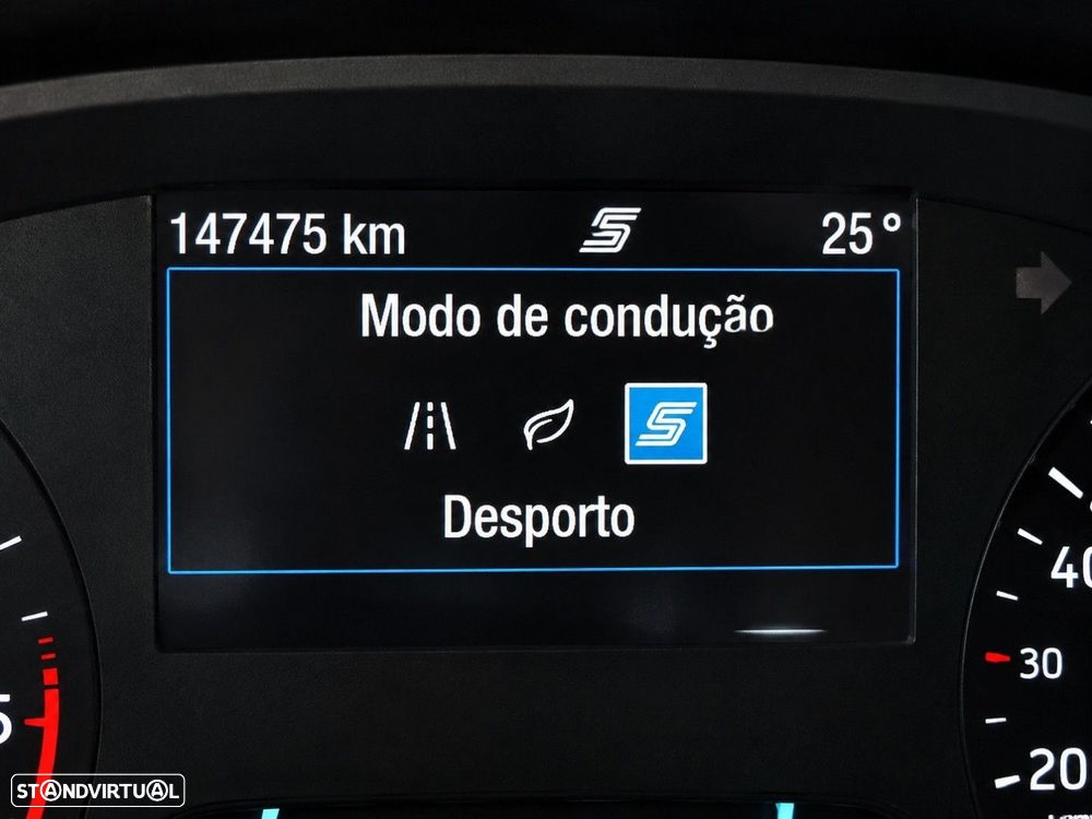 Ford Focus 1.5 TDCi ECOBlue Titanium - 35