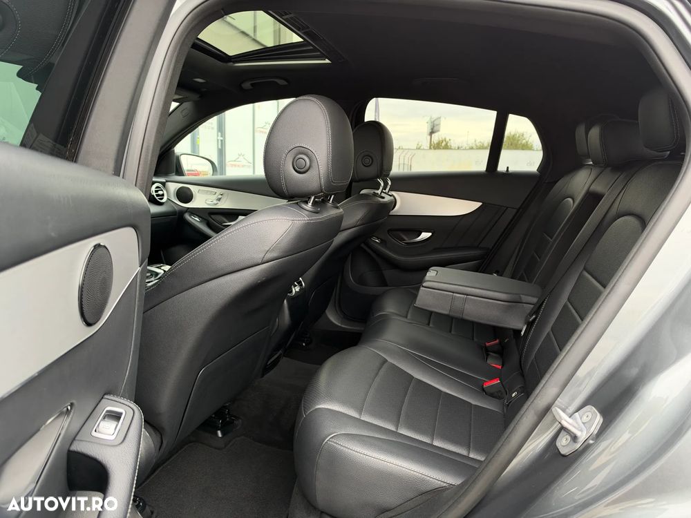 Mercedes-Benz GLC Coupe 250 d 4Matic 9G-TRONIC AMG Line - 12