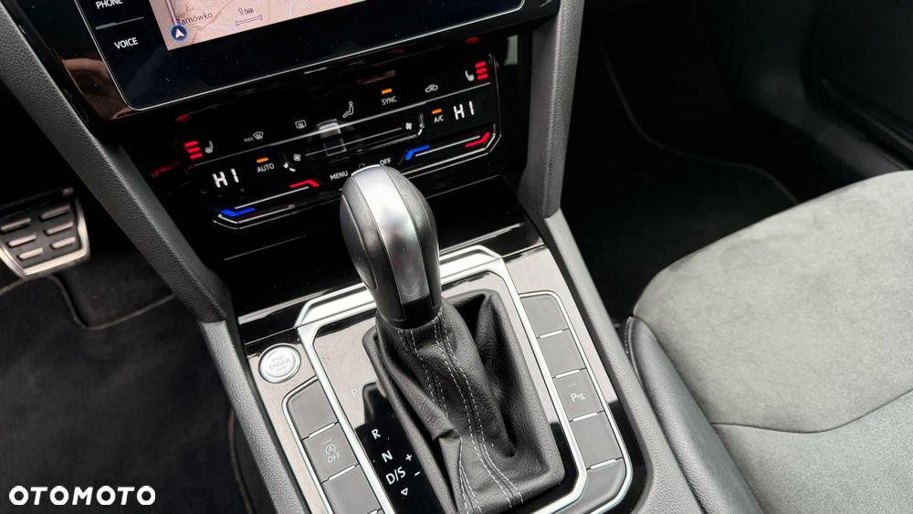 Volkswagen Arteon 2.0 TDI SCR R-Line DSG - 34