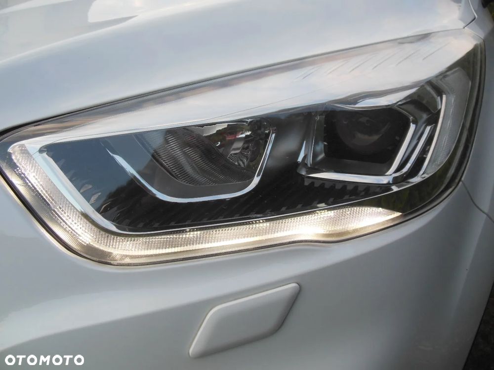 Ford Kuga 1.5 EcoBoost 2x4 Titanium - 9