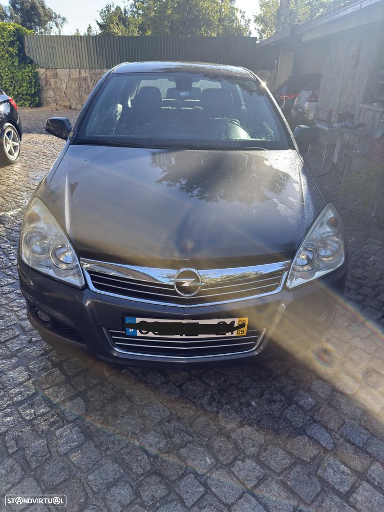 Opel Astra 1.7 CDTI Cosmo - 1