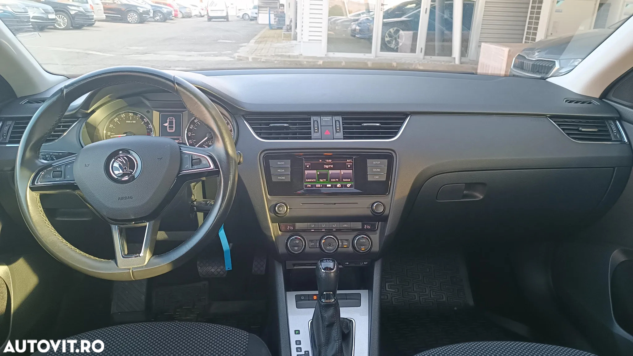 Skoda Octavia 1.6 TDI DSG Ambition - 12