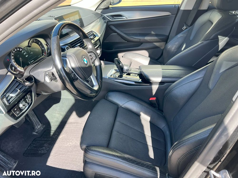 BMW Seria 5 520d xDrive Aut. Sport Line - 7