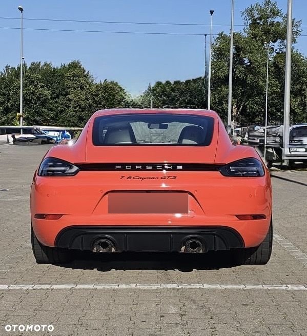 Porsche 718 Cayman - 15