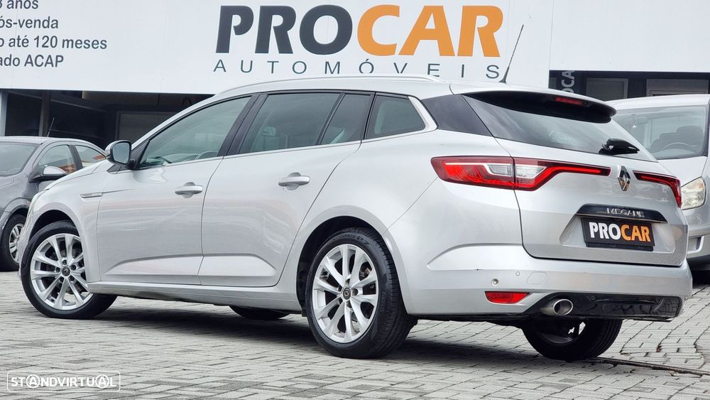 Renault Mégane Sport Tourer 1.5 dCi GT Line - 30
