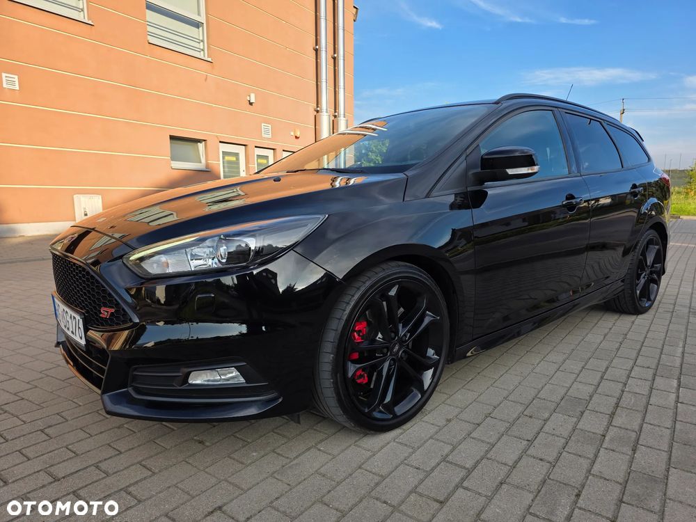 Ford Focus 2.0 TDCi ST mit Leder-Sport-Paket - 2