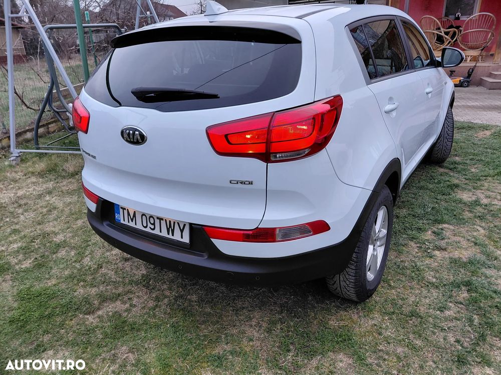 Kia Sportage 1.7 CRDI 2WD Attract - 12