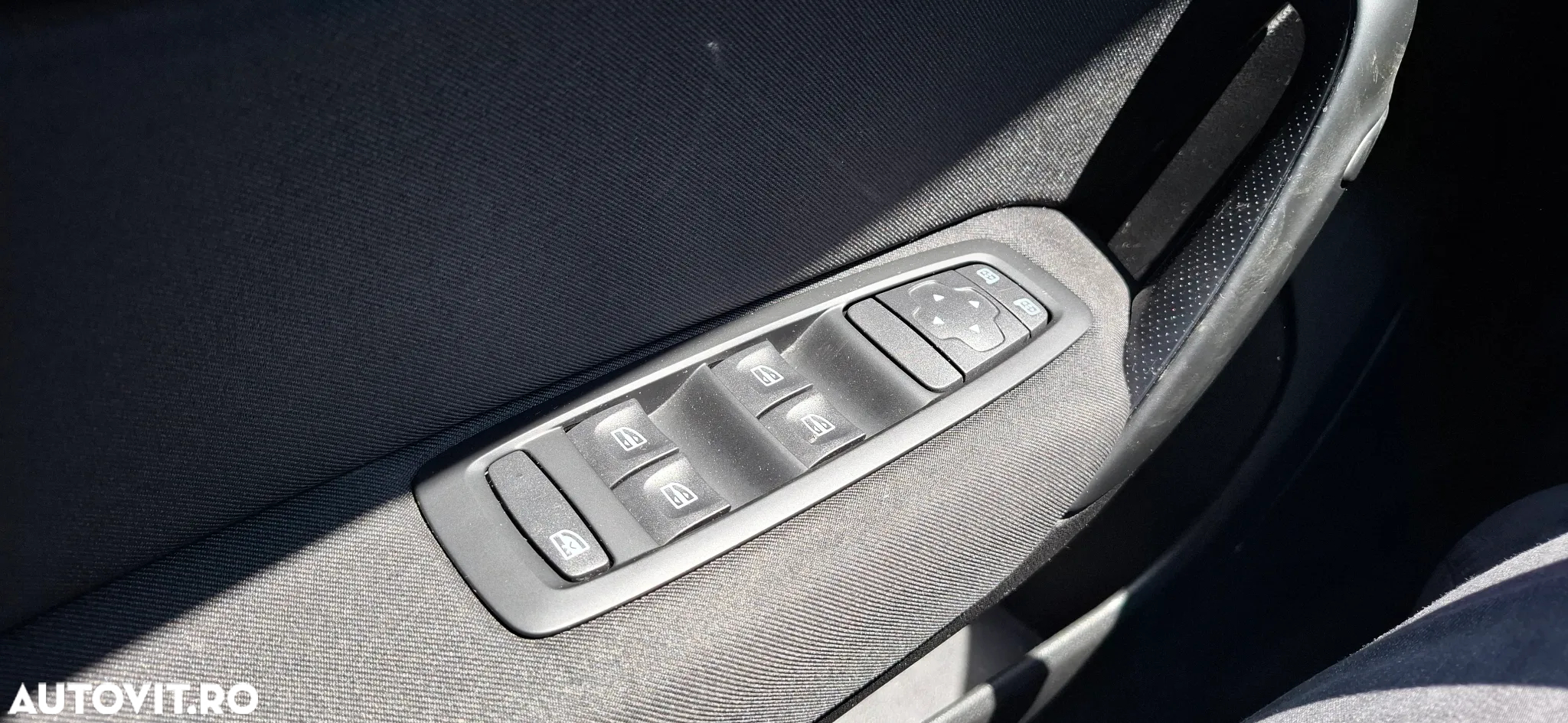 Renault Megane TCe GPF EDC Intens - 12