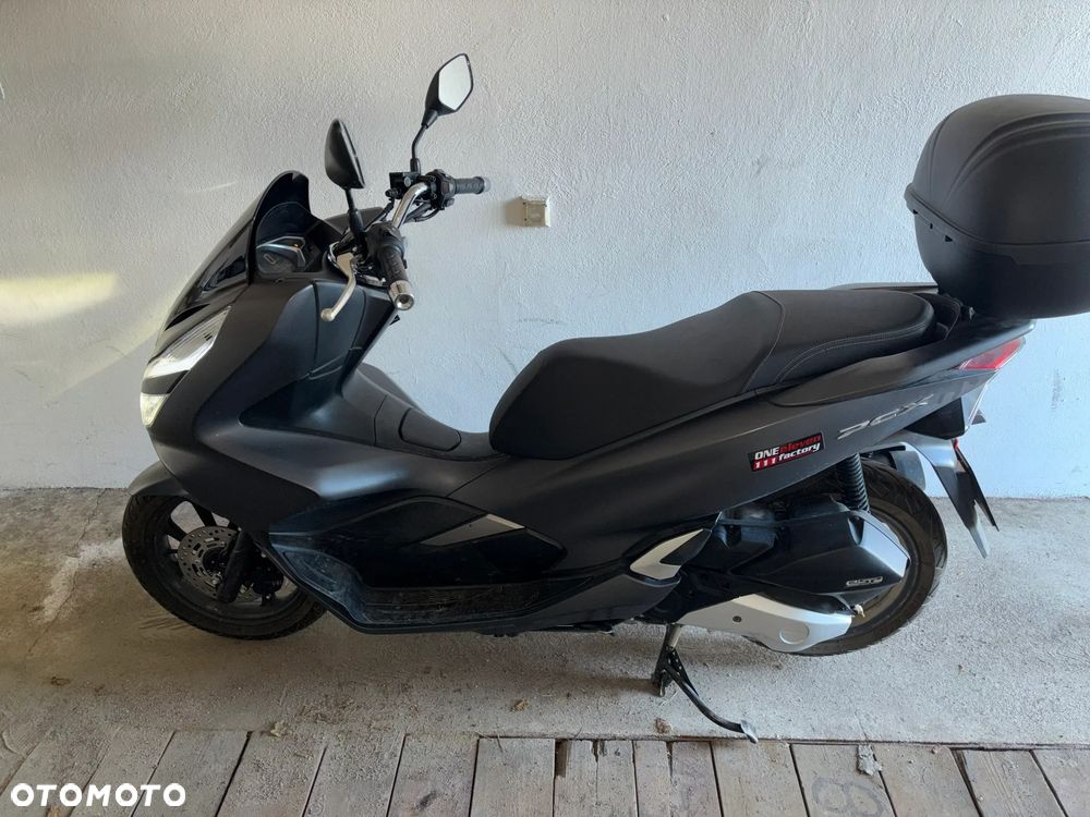 Honda PCX - 1