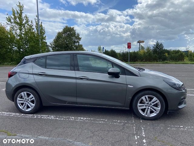 Opel Astra 1.2 T Light S&S - 3