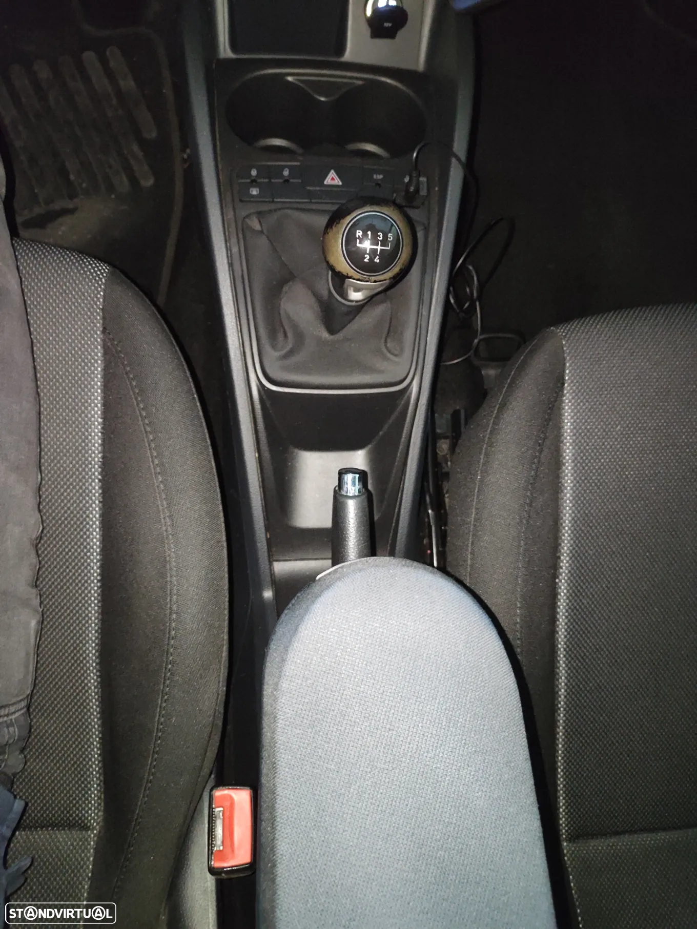 SEAT Ibiza SC 1.9 TDi Sport DPF - 13