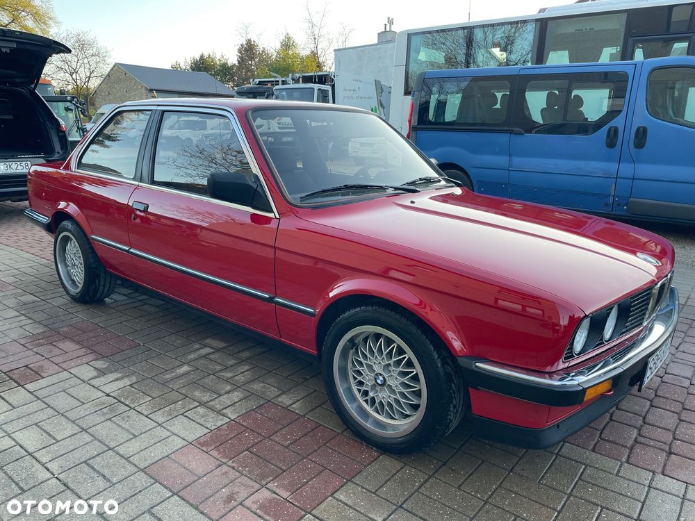 BMW Seria 3 - 17
