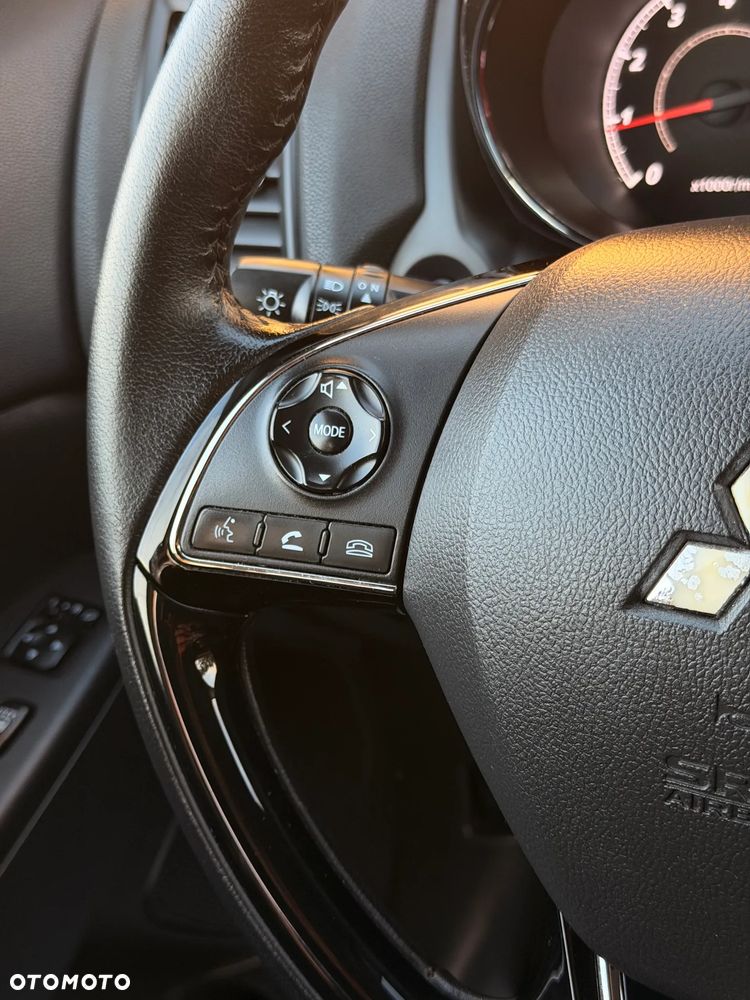 Mitsubishi ASX - 17