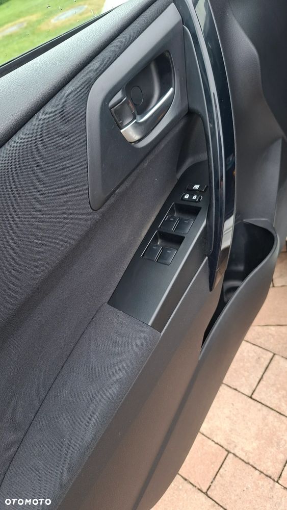 Toyota Auris 1.6 Premium - 14