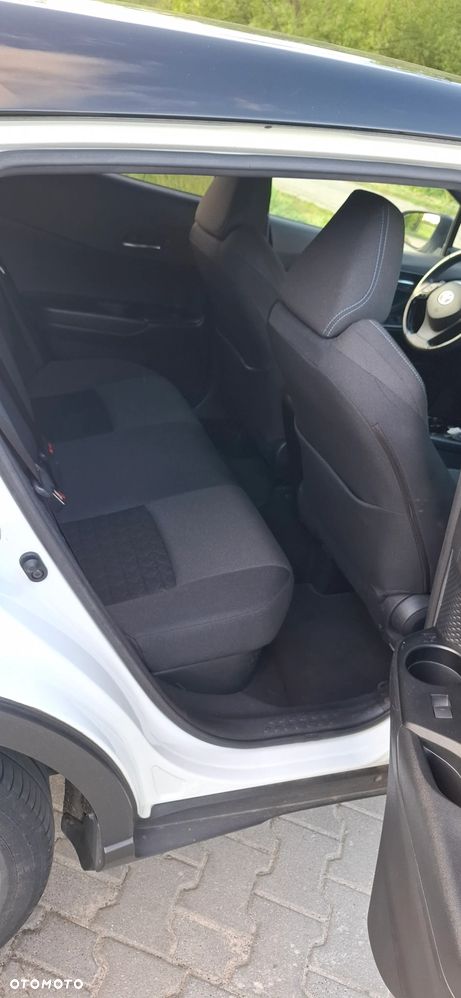Toyota C-HR Style Selection - 32