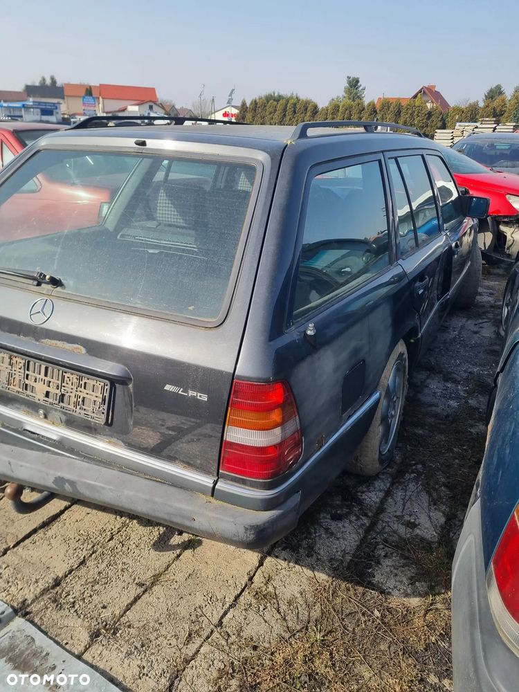 Mercedes w124 E200 kombi sportline 2.0 136km 111.940 automat 722.431 na części - 8