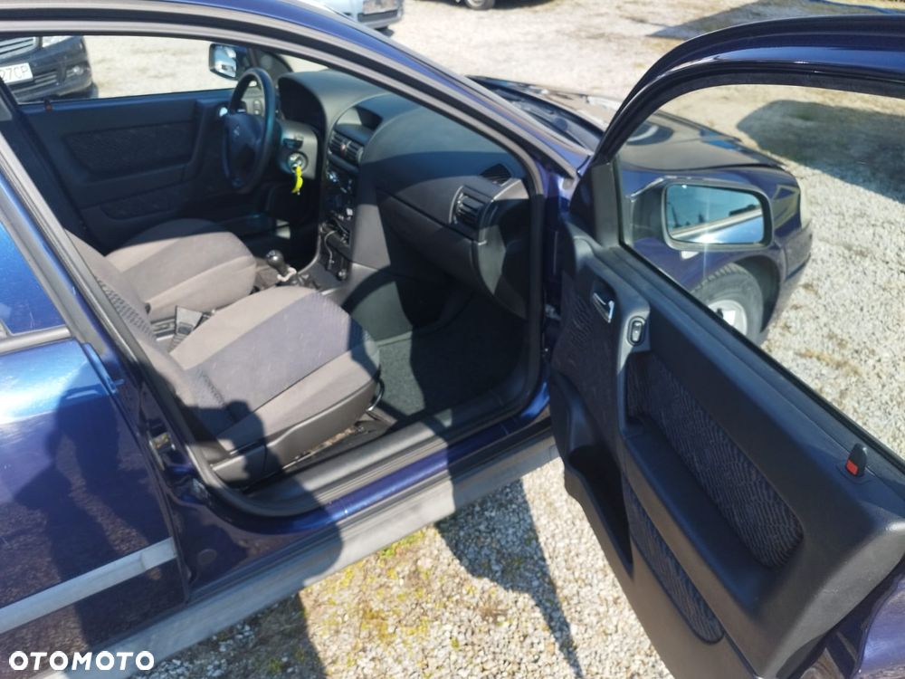 Opel Astra 1.6 GL / Start - 24