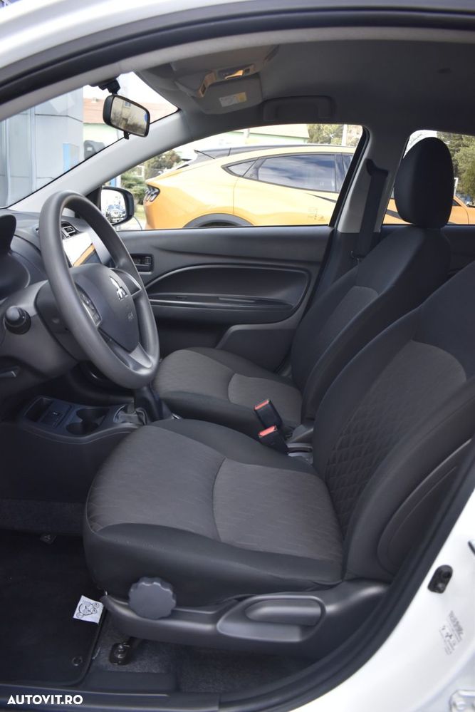 Mitsubishi Space Star - 21