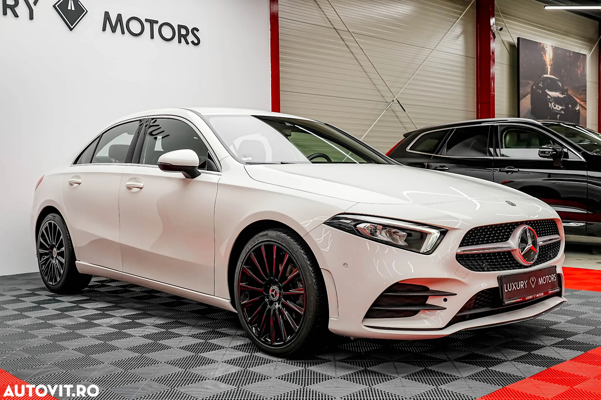 Mercedes-Benz A 180 d 7G-DCT AMG Line - 7