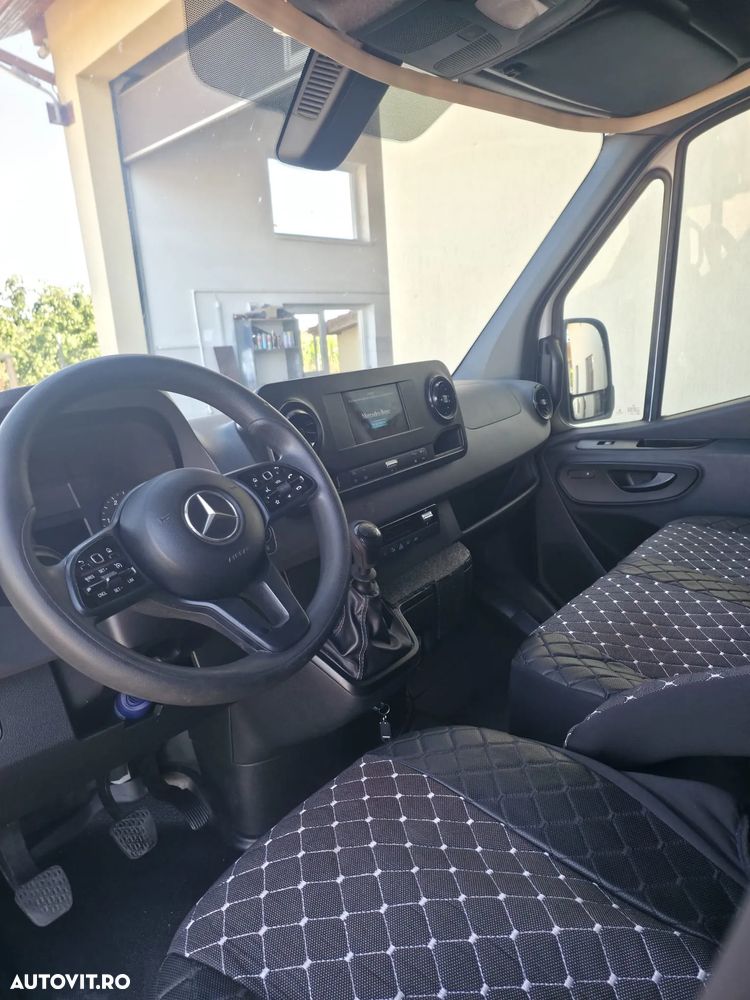 Mercedes-Benz Sprinter - 8