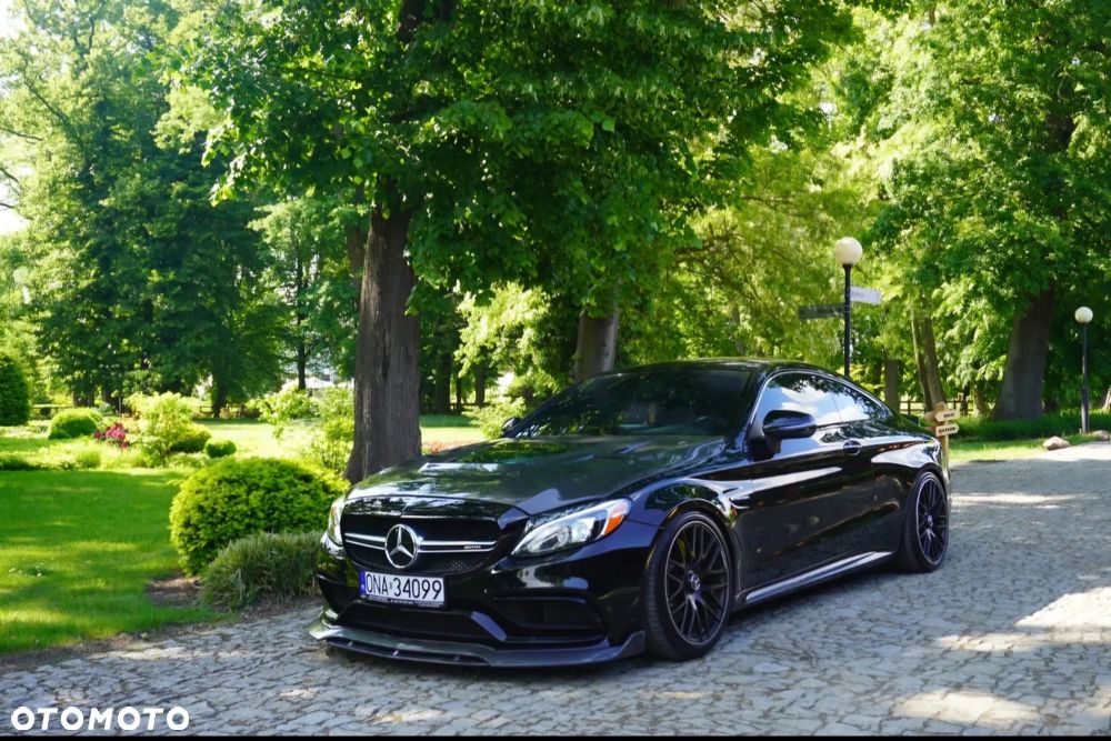 Mercedes-Benz Klasa C AMG 63 S Coupe AMG Speedshift MCT 9G - 12