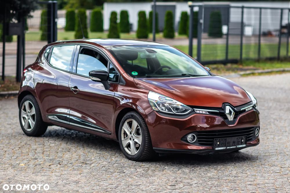 Renault Clio TCe 90 Paris - 6