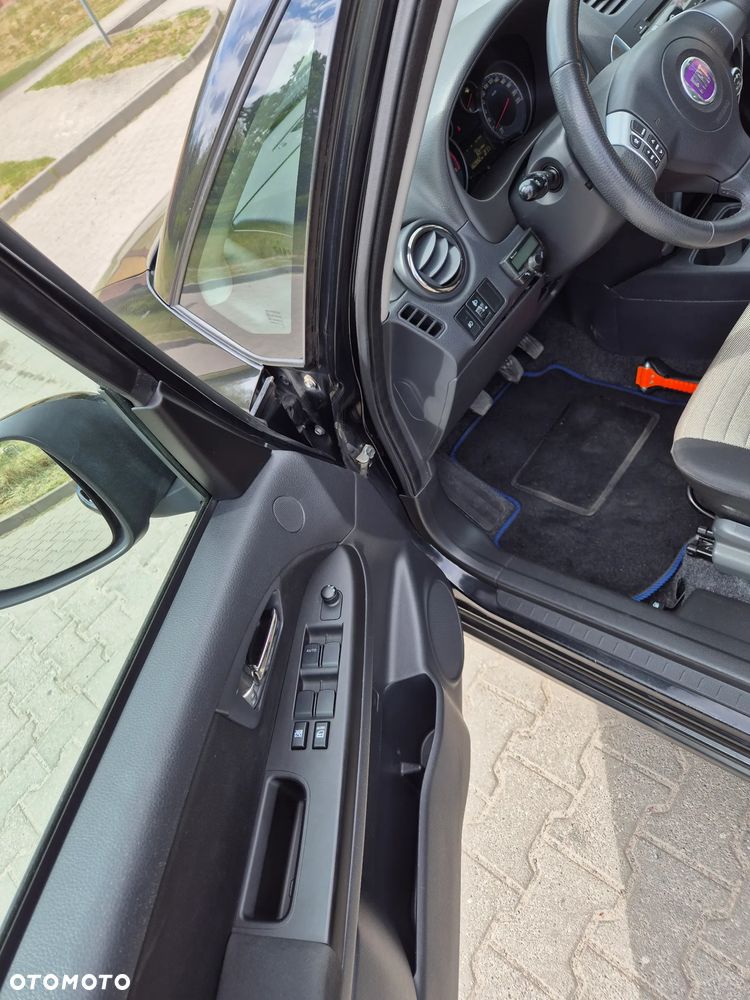 Fiat Sedici 1.6 16V 4x2 Emotion - 14