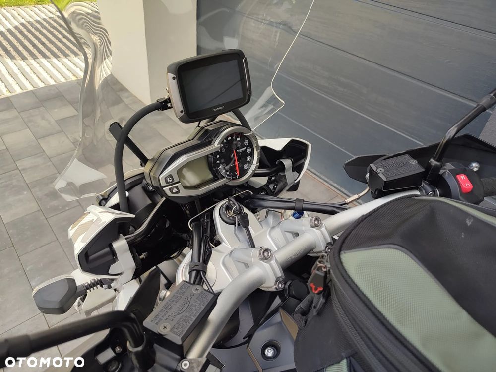 Triumph Tiger - 21