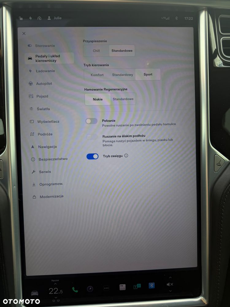 Tesla Model S - 22
