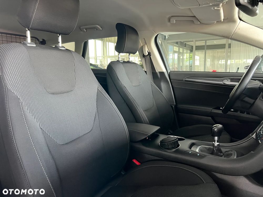 Ford Mondeo 2.0 EcoBlue Titanium - 36