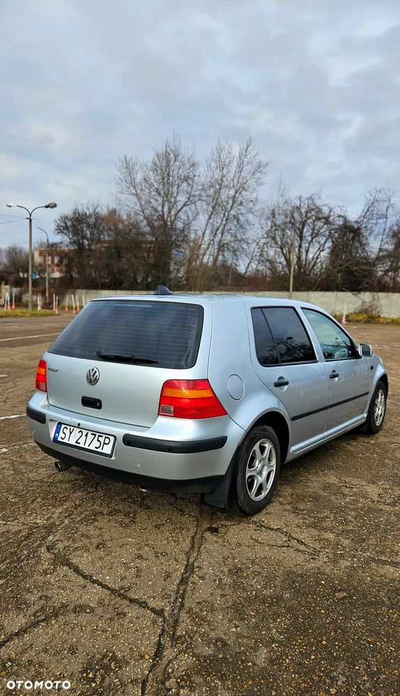 Volkswagen Golf 1.4 Basis - 3