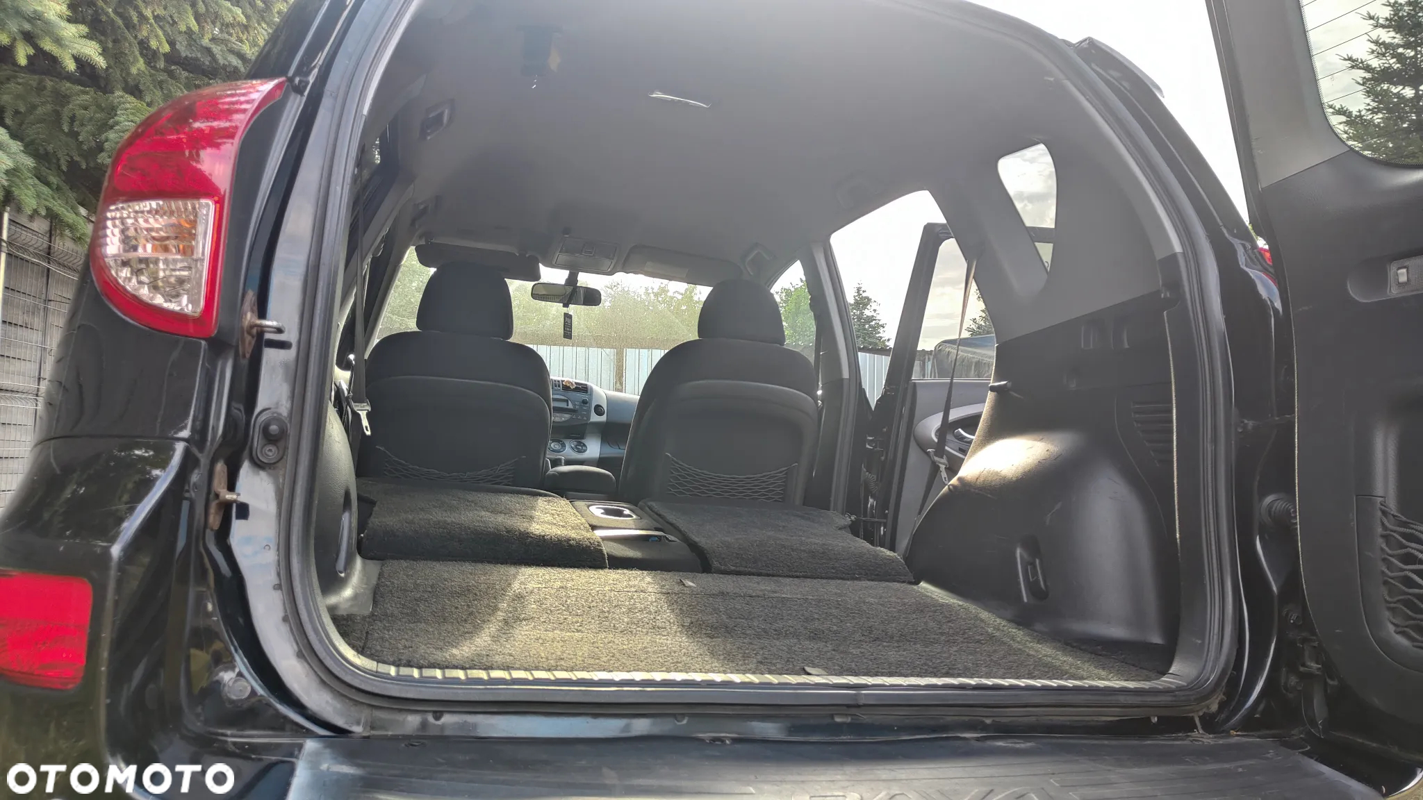 Toyota RAV4 - 13