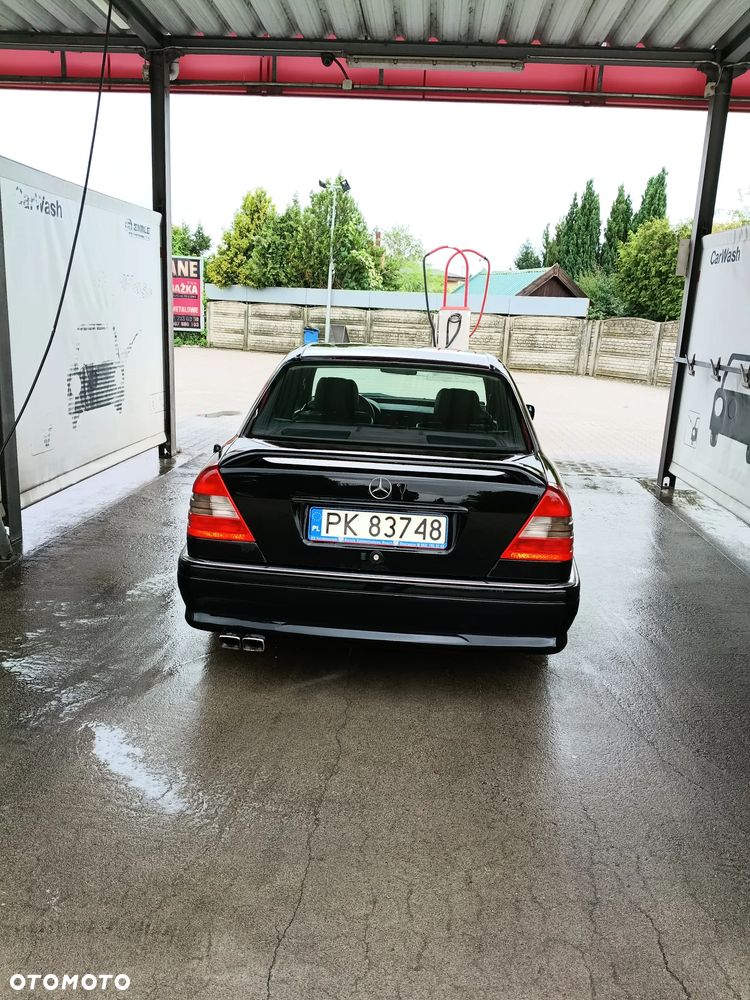 Mercedes-Benz Klasa C 36 AMG - 3