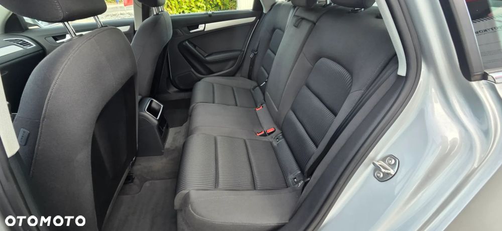 Audi A4 Avant - 32